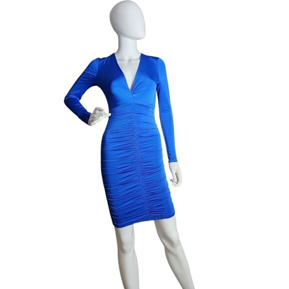 Guess - Picture 4 of 9